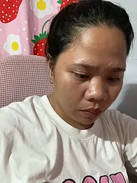 _UrSingleMamiBella_ Live XXX-Chat