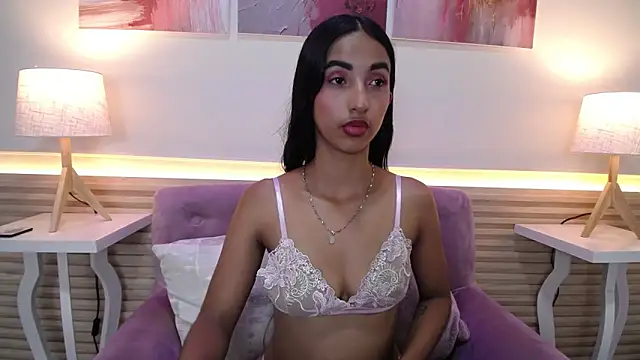MilkyLally Live XXX-chat