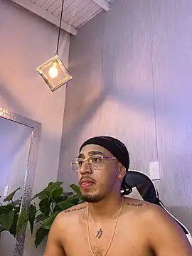 Brand_Collins Show Webcam