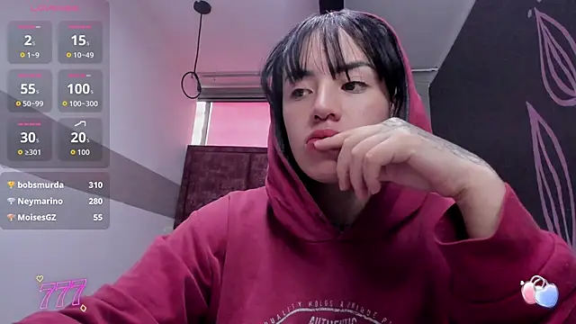 Kiara_Fox__ Chat XXX in diretta