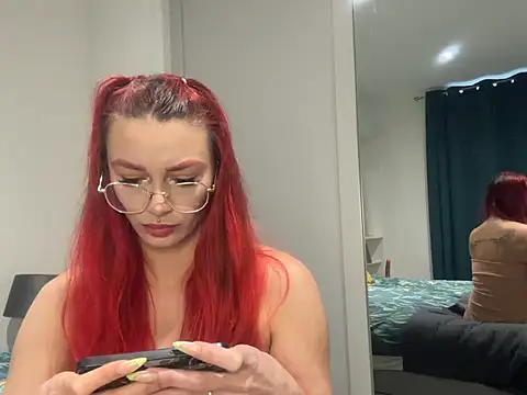 FoxyValentine Live XXX Chat