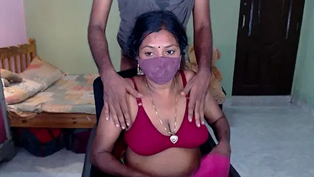 HotGulabi's Live XXX Chat