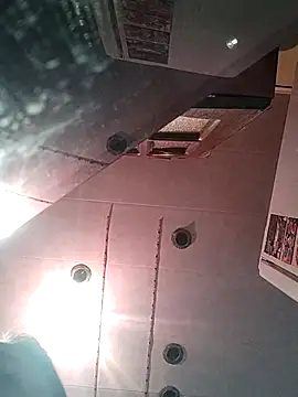 Rini333 Live XXX-chat