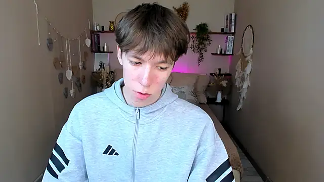 MarkBranston live XXX chat