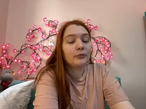 Ungoliant_Kiss Adlı Modelin Canlı XXX Sohbeti