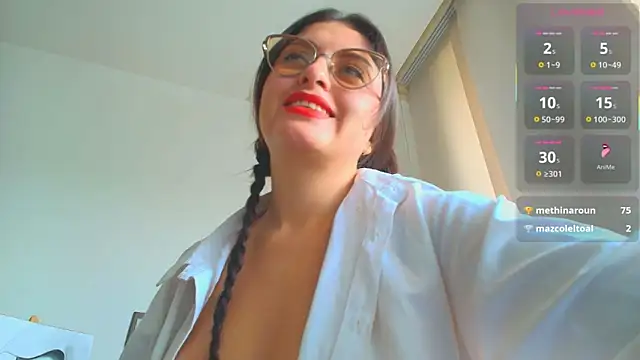 Artt_Juli Live XXX Chat