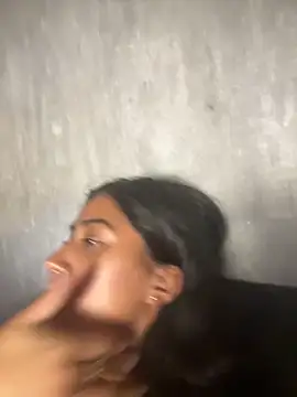 دردشة Valentinne_z الجنسية المباشرة