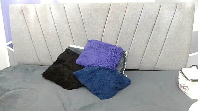 luna_merie: απευθείας συνομιλία ΧΧΧ