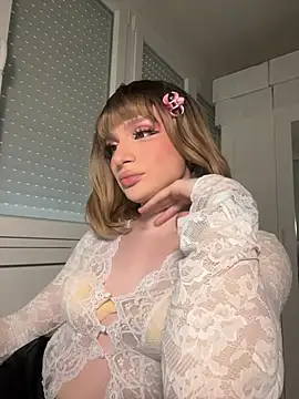 Julia_SweetBaby Chat XXX in diretta