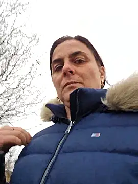 IsabelleCraftのライブXXXチャット