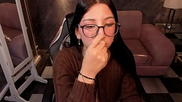 Sophie_jones_b's Live XXX Chat