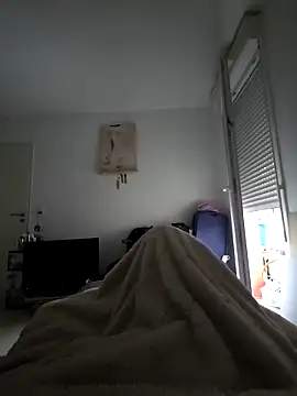 emiliecurvy83 live XXX chat