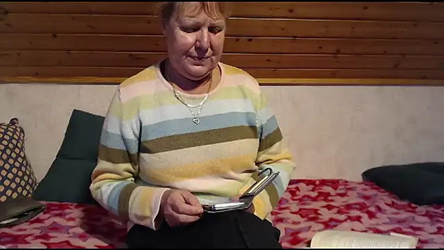 Nikole111's Webcam Show