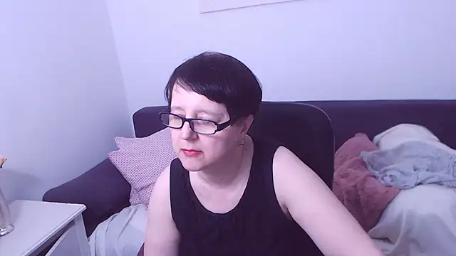 ChristaRose: онлайн-секс-чат