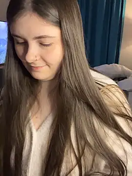 Lovely_Waifu Adlı Modelin Canlı XXX Sohbeti