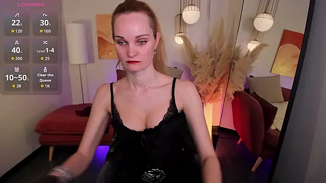 SaraSubtletyn Live XXX chat