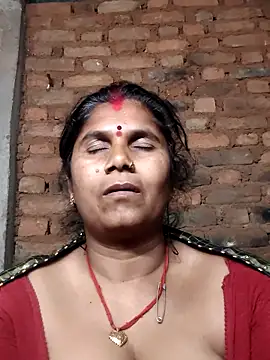 Show modela Hot_di97 na web-kameri