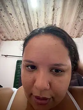 Chatroom XXX en direct de Bigostosa