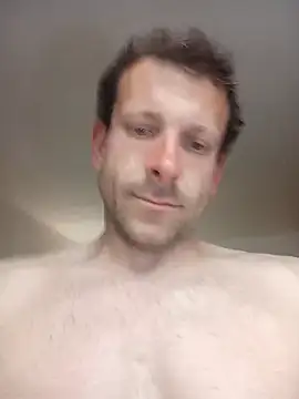 Chat +18 de AlanDeLuca ao vivo