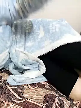 Rouzalinda_1 Adlı Modelin Web Kamerası Şovu