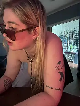 Granlady7: απευθείας συνομιλία ΧΧΧ