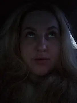 LianaJu Chat XXX in diretta