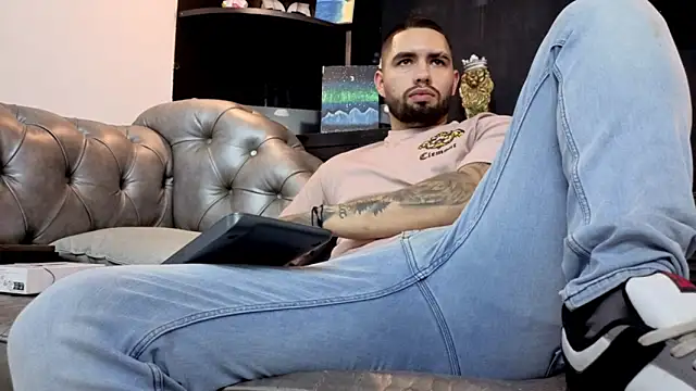 matteosantos' Live XXX Chat