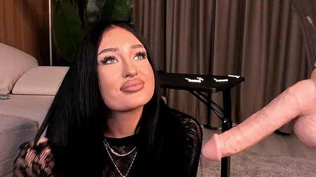 Czat XXX na żywo – EmeraldKat