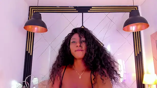 AdharaHills – Live XXX-chat