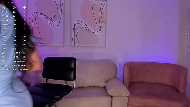 Онлайн чат XXX LizzHamilton__