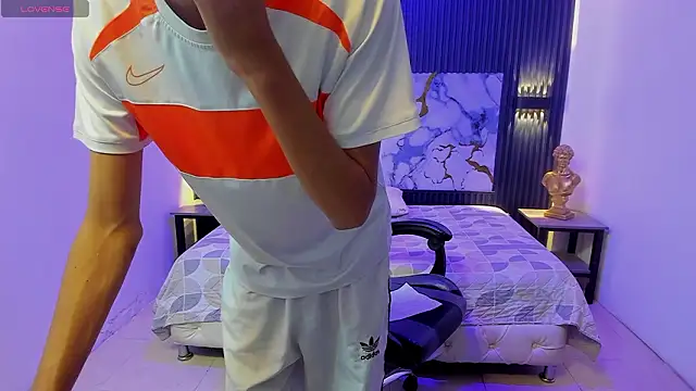 Dark_Desiree18 웹캠 쇼