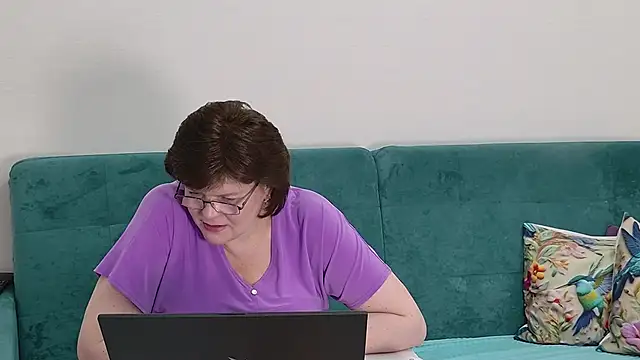 Sandra_Sunrise Chat XXX in diretta