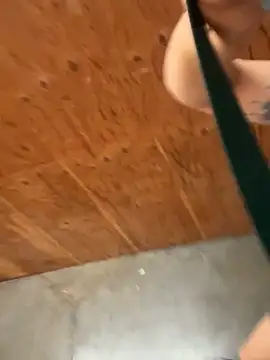 lolabunny9's Webcam Show