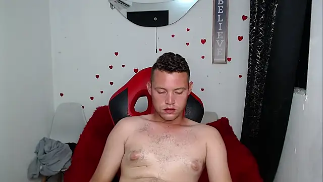 sven_fox723 Show in webcam