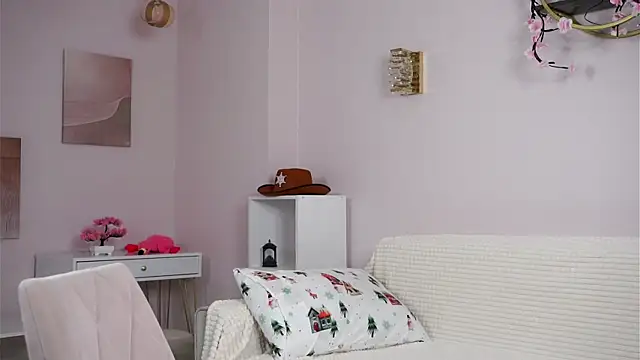 SunnivaCovil Chat XXX in diretta