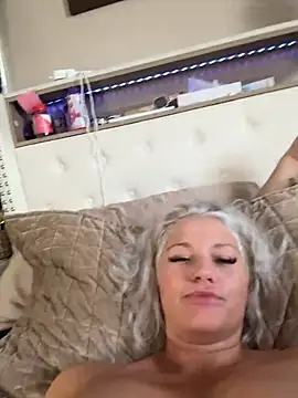 Peachyb Live XXX-chat