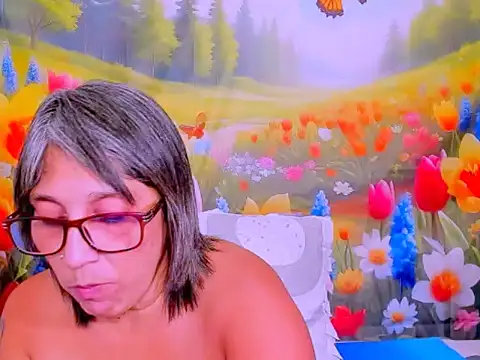 indianroxyn Live XXX chat