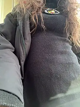 Lalla_Amani 现场XXX聊天