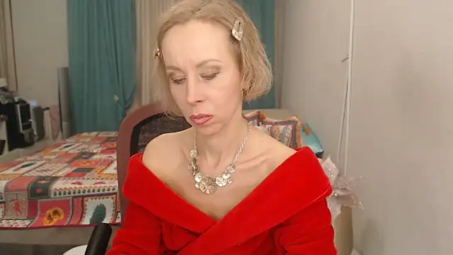 LuxuryNika's Live XXX Chat