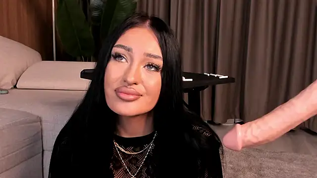 Chat XXX en directo de EmeraldKat