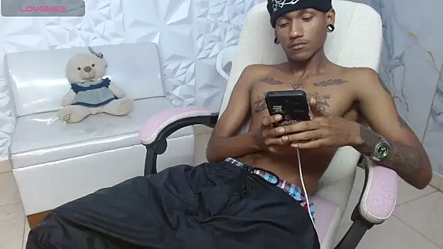 عرض كام ManSant