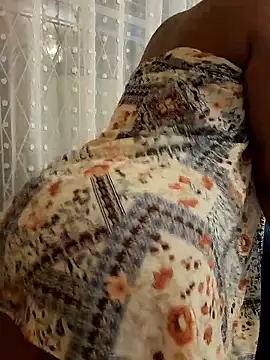 XXX chat uživo modela Barbieee1301