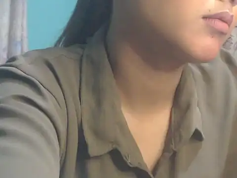 NancyRuviのライブXXXチャット