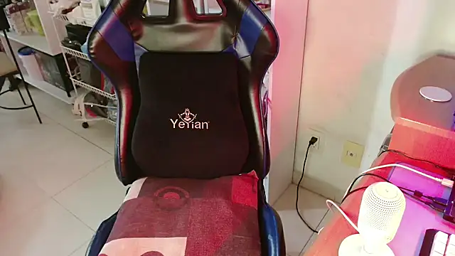 SmokyDee's Live XXX Chat