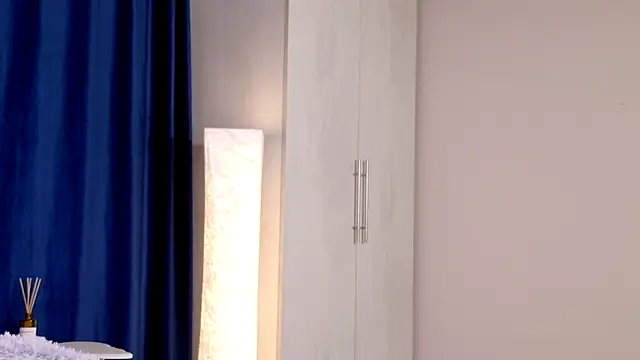 Mishel_Blessing's Live XXX Chat