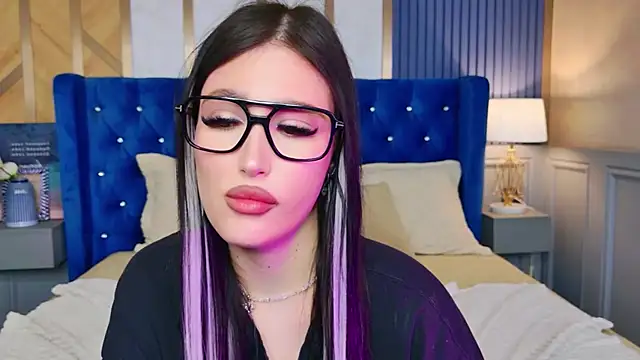 EmmaLawrens' Live XXX Chat