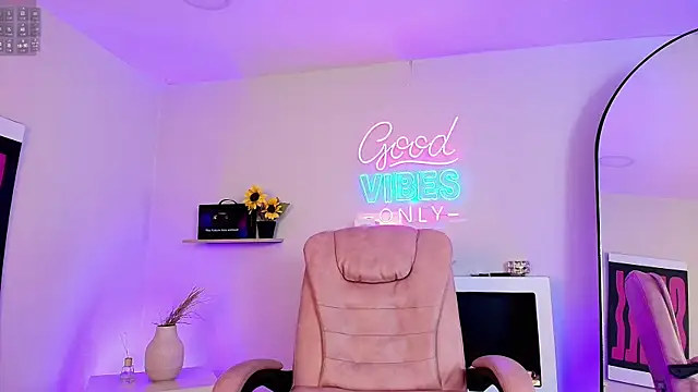 Czat XXX na żywo – Alice_Vixen