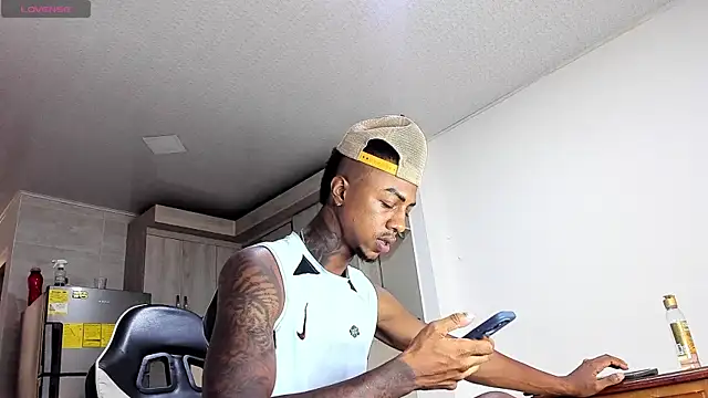 YeremiBrowm – Live XXX-chat