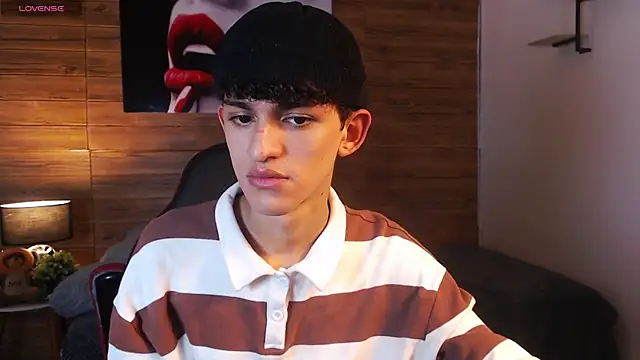 Michaelkoiv 即時 XXX 聊天