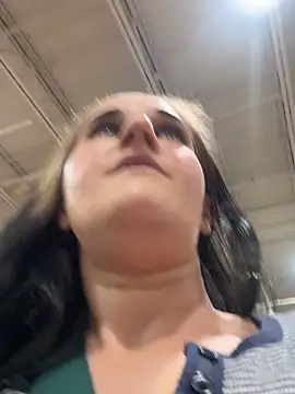 lolabunny9's Webcam Show